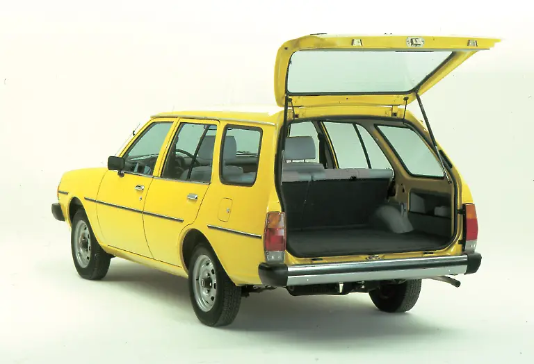 323-Kombi-1978-de-jpg300