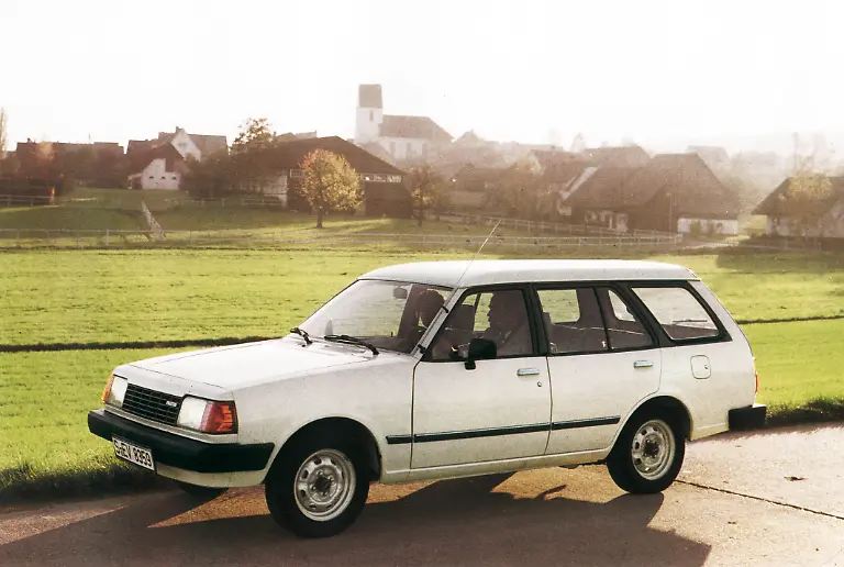 323-Kombi-1983-de-jpg300