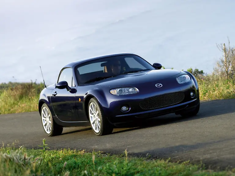 MX5-RCoupe-action-18-print