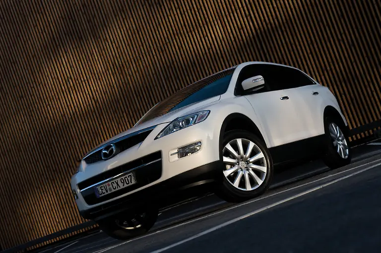Mazda-CX9-still1-jpg300