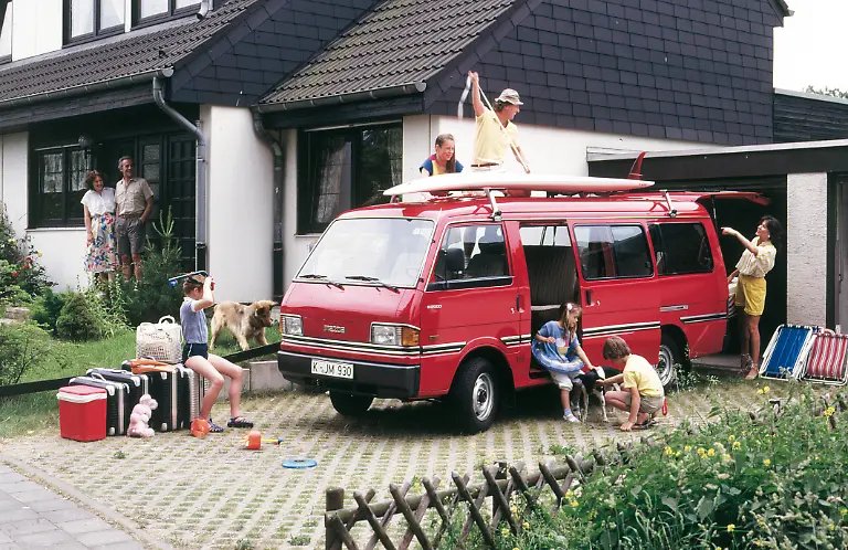 E-2000-1984-1-de-jpg300