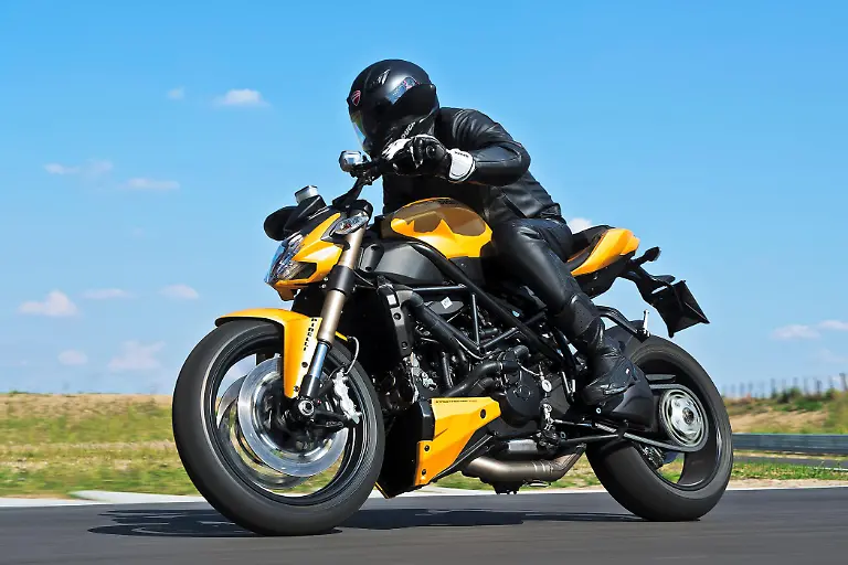 01DucStreetfighter848