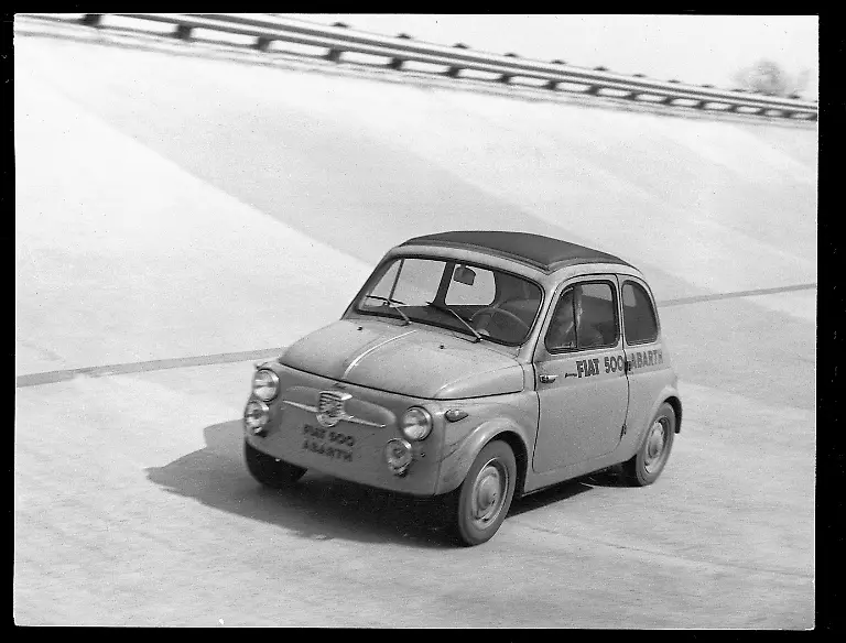 070226-AB-Fiat500AbarthMonza