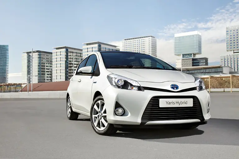 ToyotaYarisH10011201