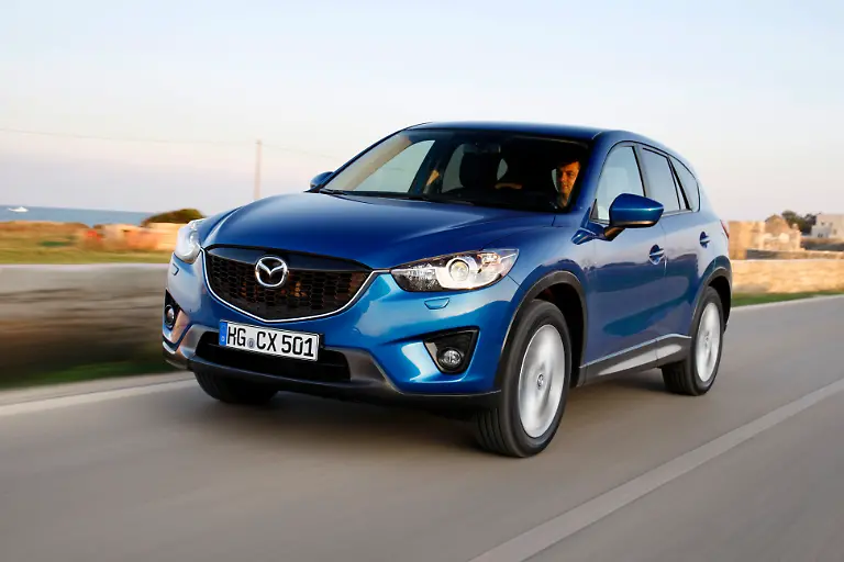 CX-5-2012-skyblue-action-27-jpg300