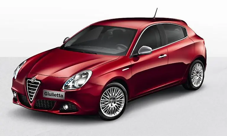 110413-AR-Giulietta-Super-01