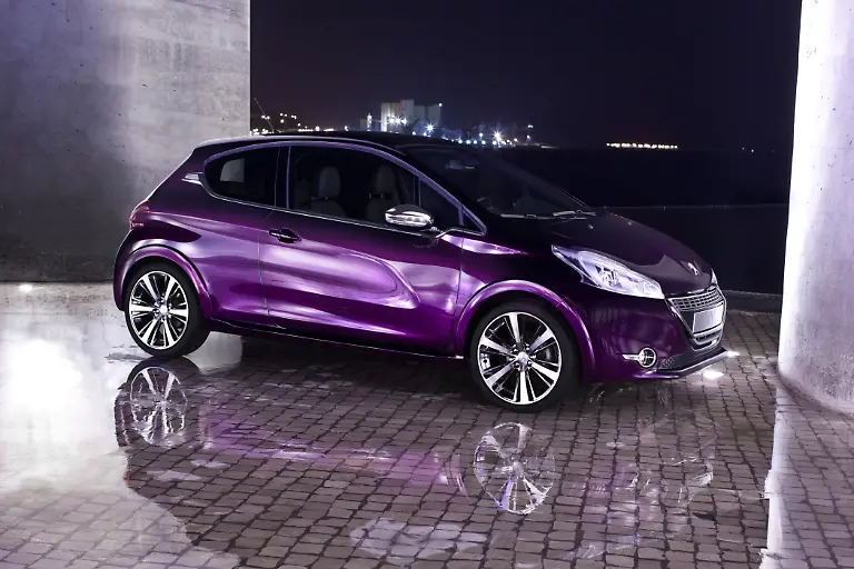 Peugeot208XY17021201