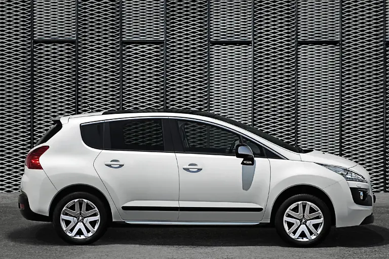 xPeugeot3008Hy07021202