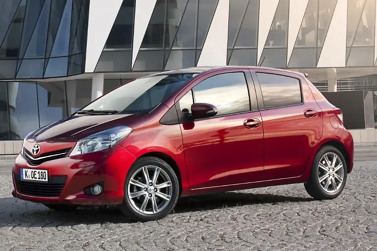 ToyotaYaris-260902