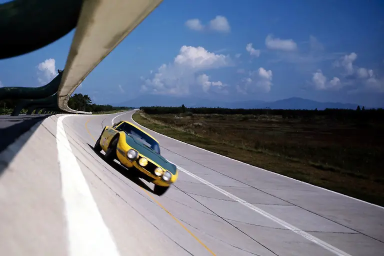 03Toyota2000GTGeschwindigkeitsweltrekord1966Quelleautodrom
