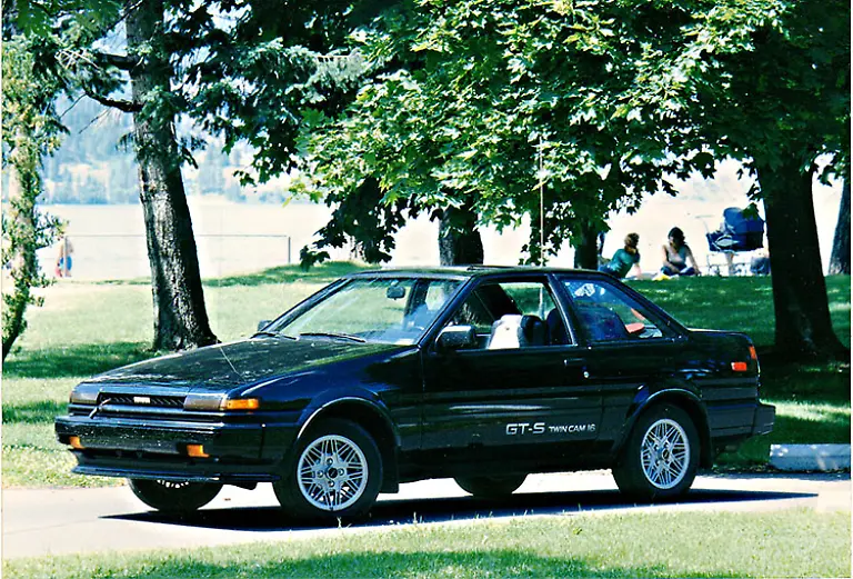 New-stock-ae86-coupe