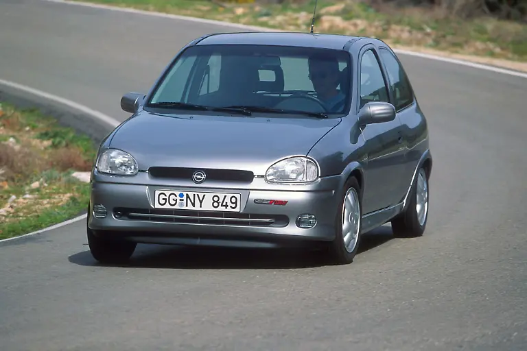 10OpelCorsaBGSiAb1993QuelleOpel