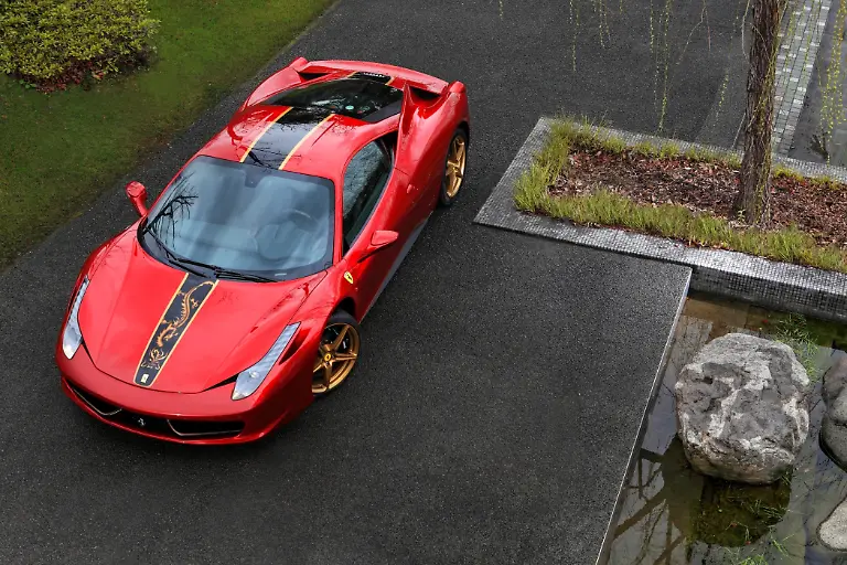 Ferrari2014041202