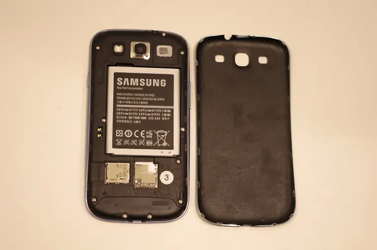 Beim-S3-kann-man-den-Akku-wechseln