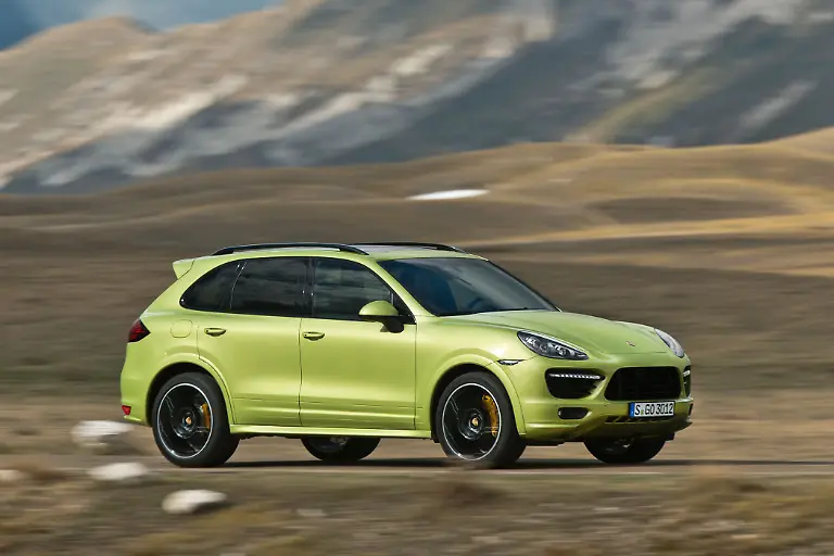 PorscheCayenneGTS100412003