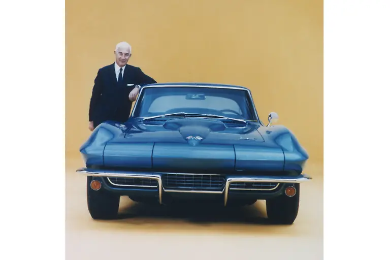 10CorvetteMitZoraDuntov1966