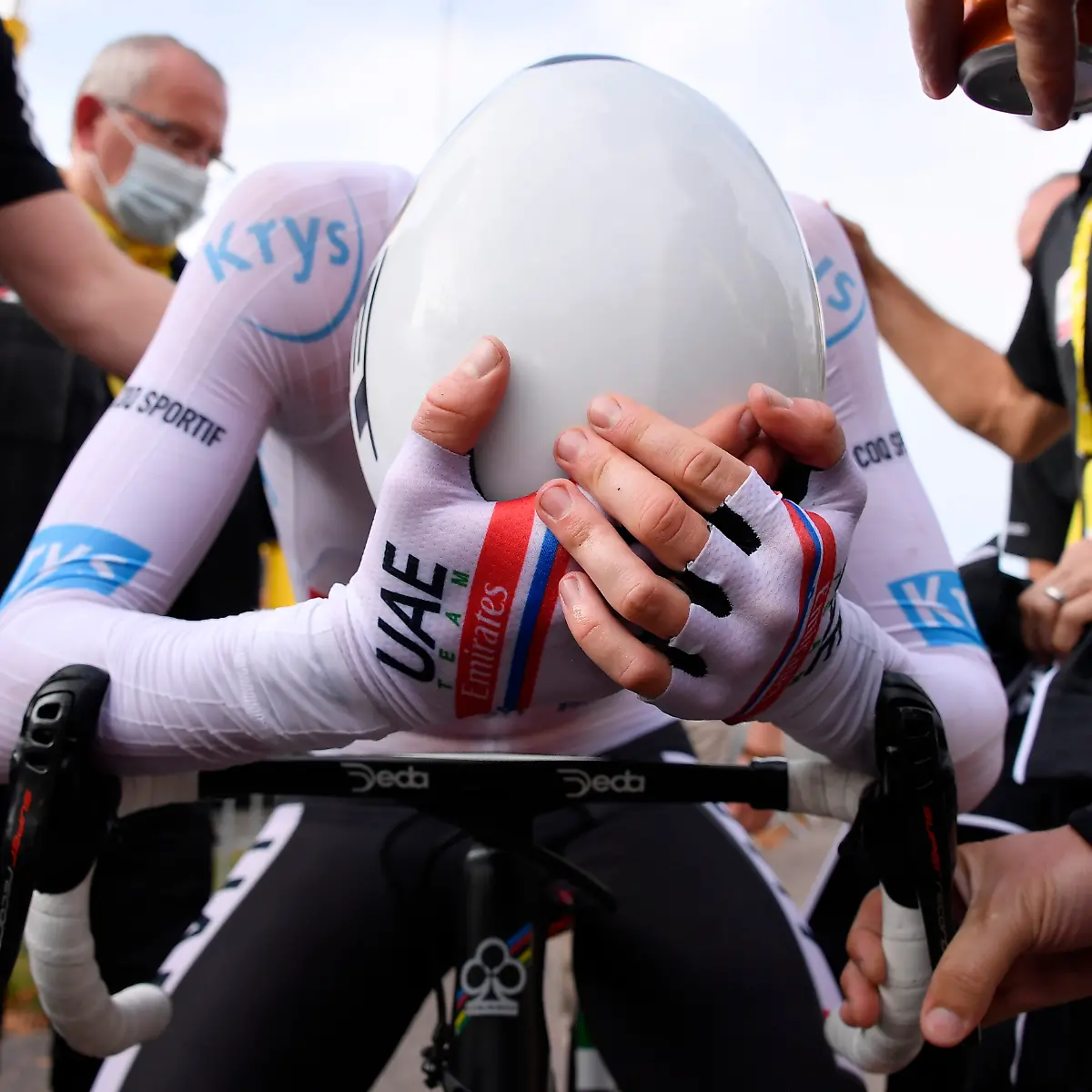 2020-09-19T164813Z-1952648006-UP1EG9J1AODHQ-RTRMADP-3-CYCLING-FRANCE