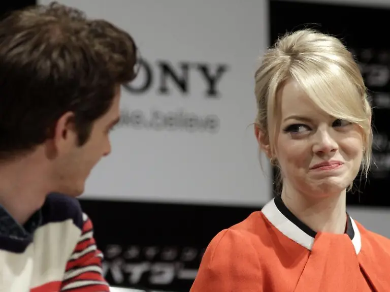Andrew-Garfield-und-Emma-Stone-stellen-The-Amazing-Spider-Man-in-Tokio-vor