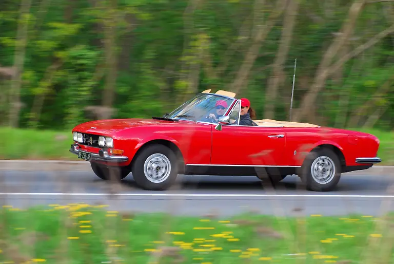 1308140057-504cabriolet-2011-8