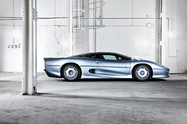 jag-heritage-xj220-1992-01