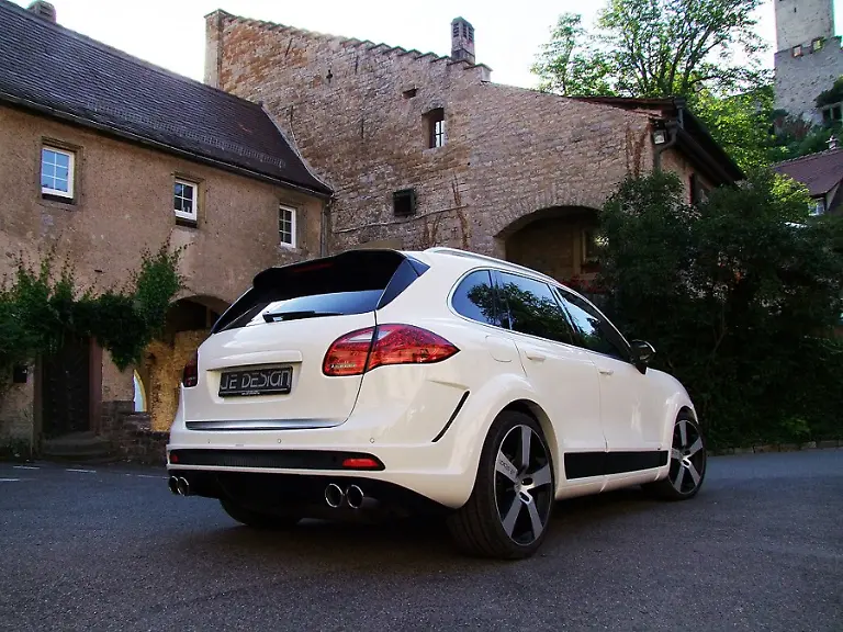 769-3-JEDESIGNPorscheCayenne958weiBurg01