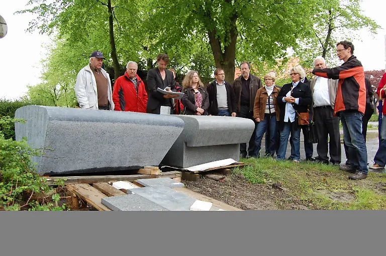 DOeV-Fall-1-Stadt-Aurich-plant-riesige-Edelbank-aus-Granit
