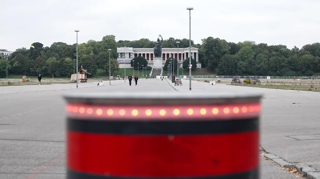 2102fc8858b62a1cceaa131a9901385f