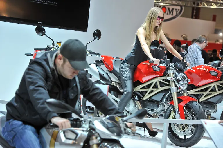 intermot-12-030-002