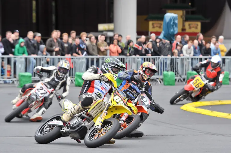 intermot-12-036-020