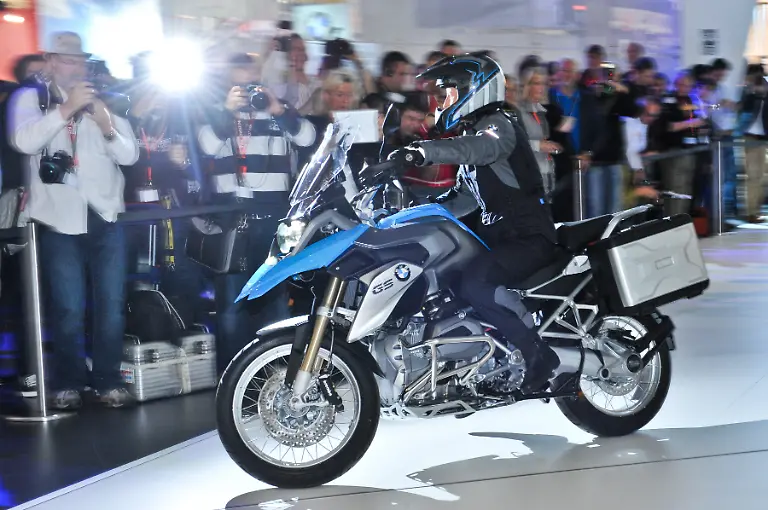 intermot-12-007-003