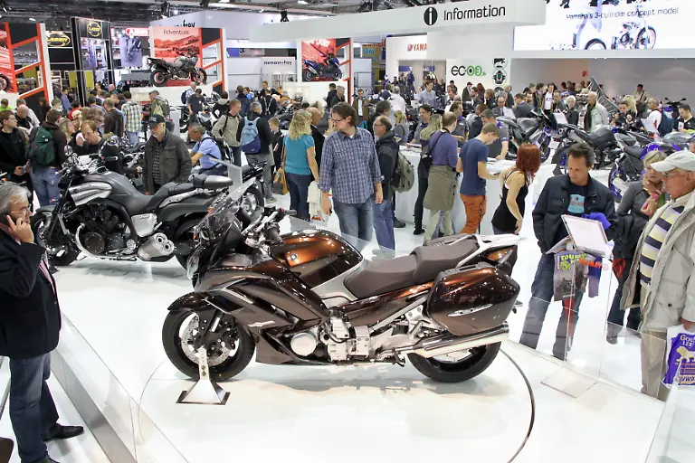 intermot-12-038-012