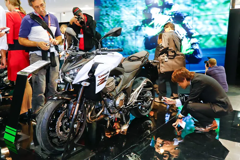 intermot-12-006-033