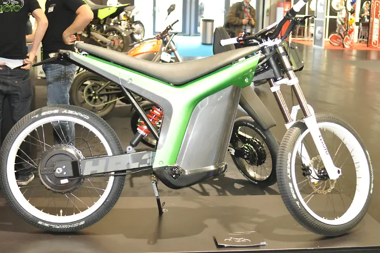 05Elmoto