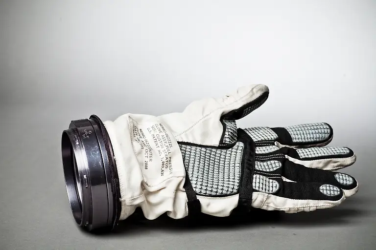 P-20120504-00156-HiRes-JPEG-24bit-RGB