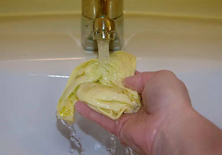 589410-original-R-by-Marianne-J-pixelio-de