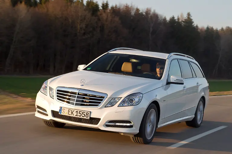 MercedesHybrid270312-018