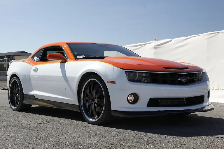 SEMA2012-117191-Camaro-0525