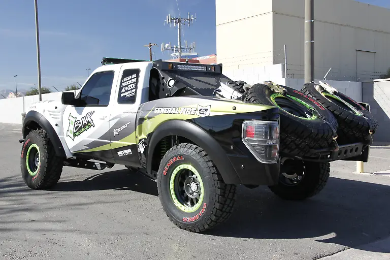 SEMA2012-118222-ProLightTruck-0668