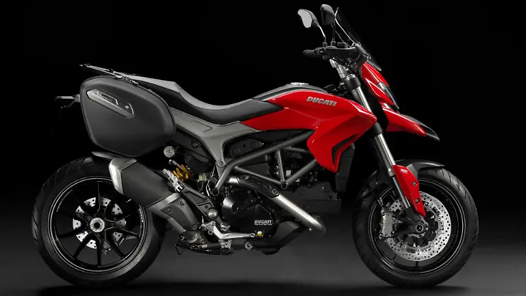 Hyperstrada-2013-Studio-R-C01-1920x1080-mediagallery-output-image-1920x1080