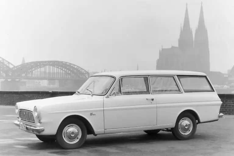 09FordTaunus12MKombiAb1963QuelleFord