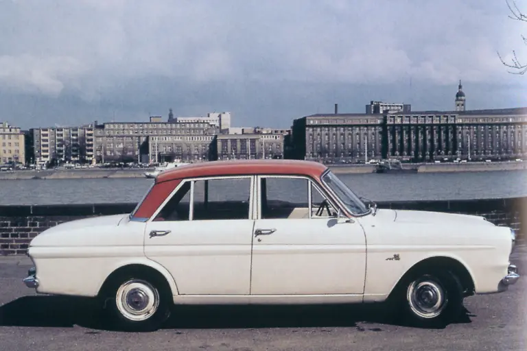 07FordTaunus12MviertuerigAb1963QuelleFord