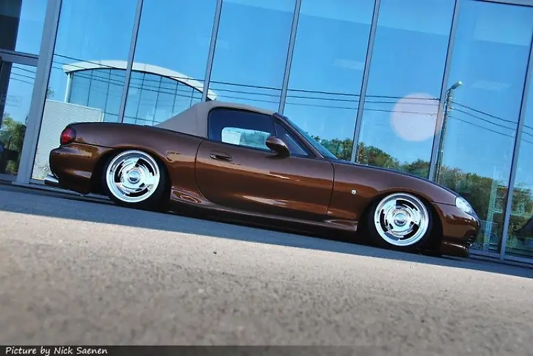 Mazda-MX5-Bram-Driesen-3