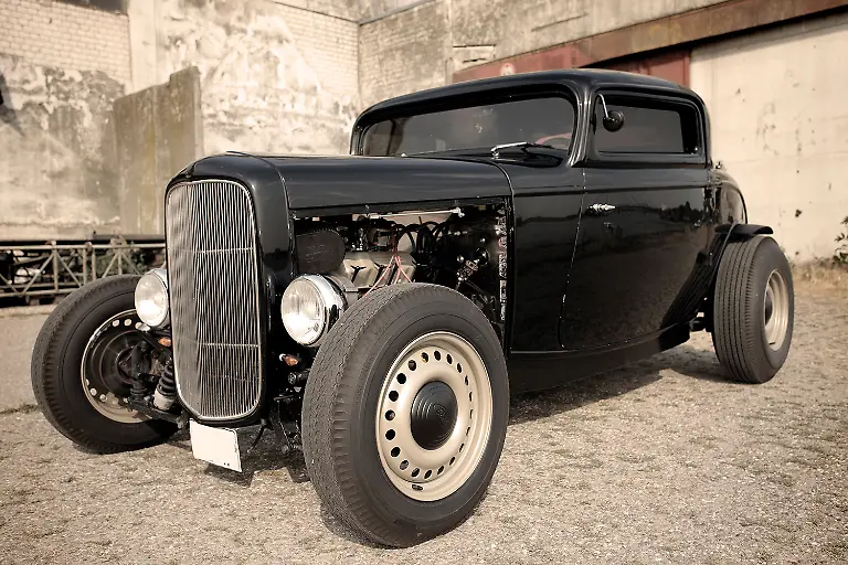 1932-3WindowCoupe