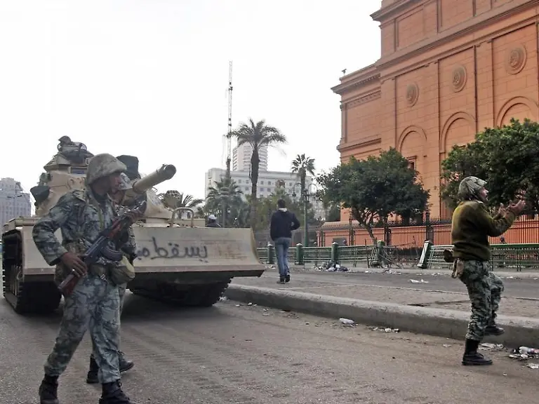 Militaer-am-Aegyptischen-Museum
