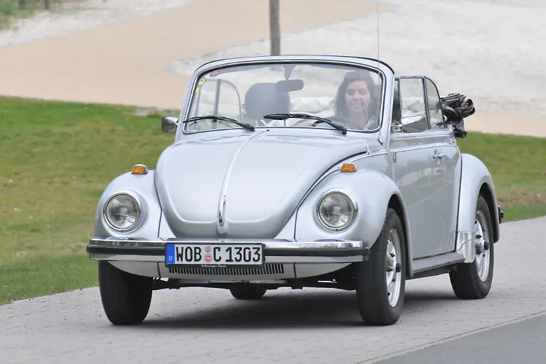 01Volkswagen1303CabrioletAb1972QuelleVolkswagenClassic