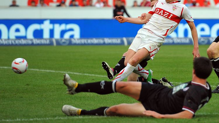 Der Ball war teilweise hart umkämpft.
