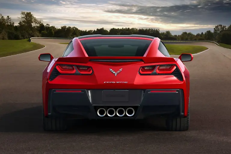 2014-Chevrolet-Corvette-048-medium