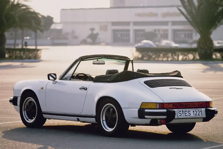 10Porsche911SCCabrioletAb1982QuellePorsche