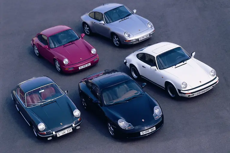 17Porsche911GenerationentreffenGeneration1bis5QuellePorsche