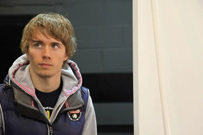 8266508407-4fc5f390ce-b